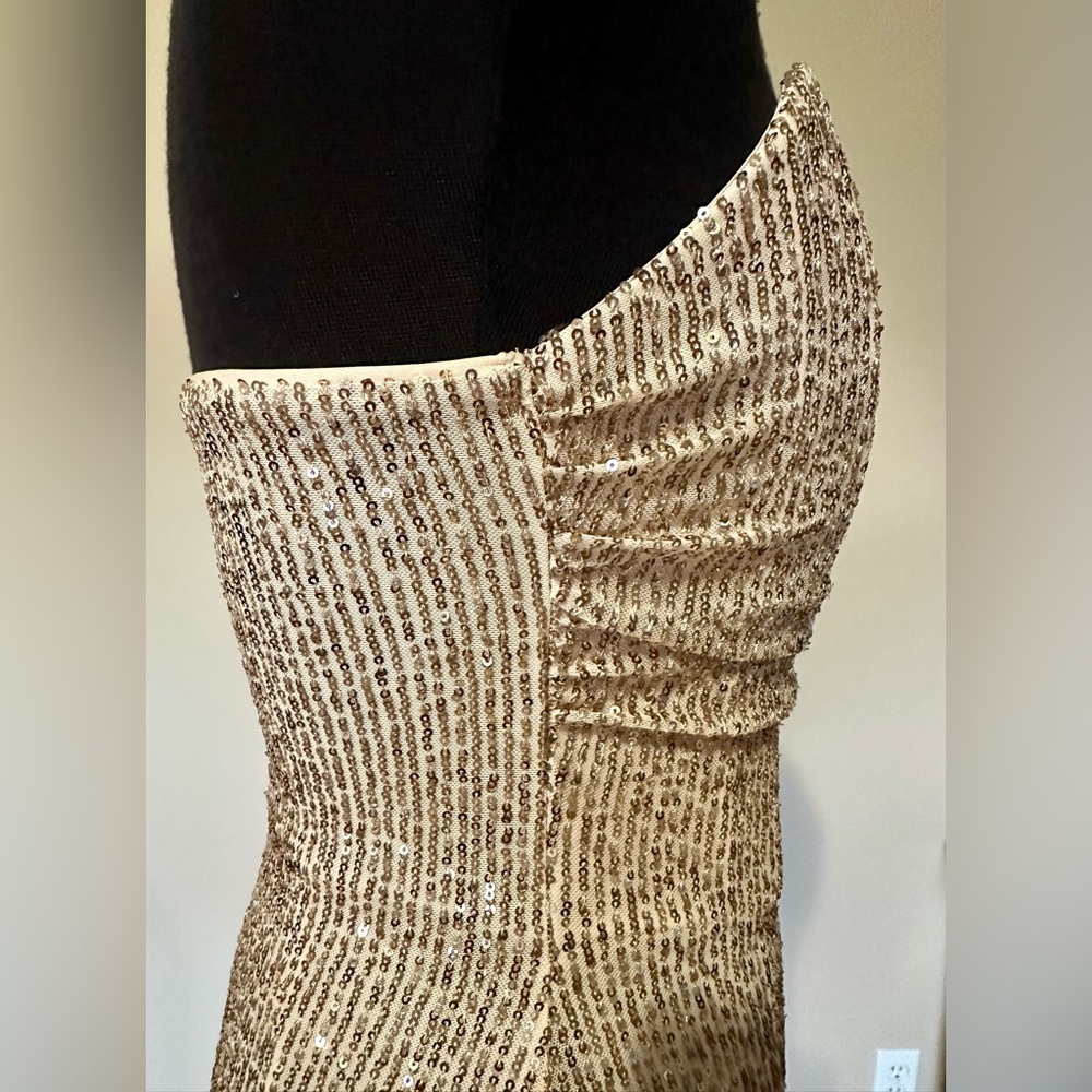 Haute Monde Gold Sequin Strapless Bodycon Dress Knee Length - Picture 5 of 9